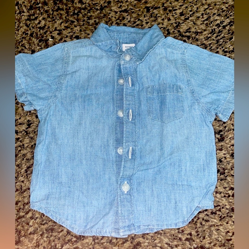 💙🤍 Old Navy🤍💙 Baby Shirt 0-3mo